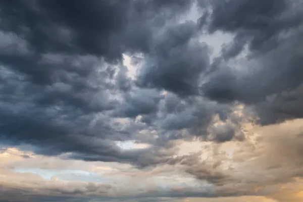 Hay alerta amarilla por tormentas para este viernes 22 de noviembre: las zonas afectadas