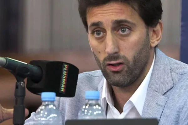 Elecciones en Racing: Milito anunció al ídolo que lo acompañará como director deportivo