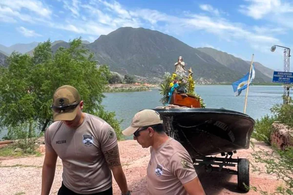 Se realizó la procesión a la Virgen Stella Maris con el acompañamiento del CAPE