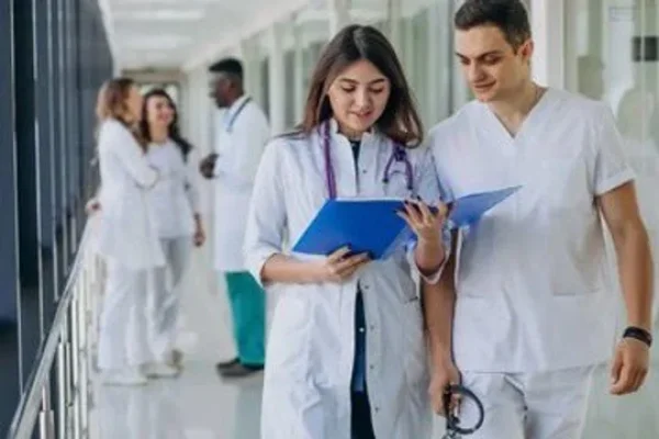 Día del Médico: ¿por qué se celebra hoy?