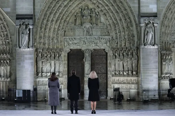 Se concretó la reapertura de la catedral Notre Dame de París