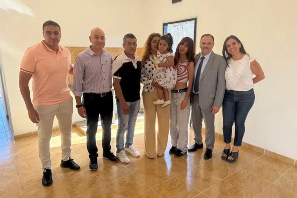 El gobierno realizó mejoras habitacional para dos familias riojanas