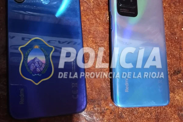 La Policia recuperó dos telefonos y una motocicleta en Olta