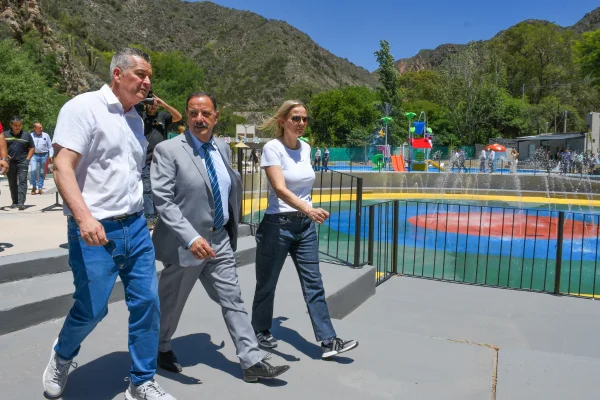 Quintela inauguró una nueva etapa del Paseo Los Sauces