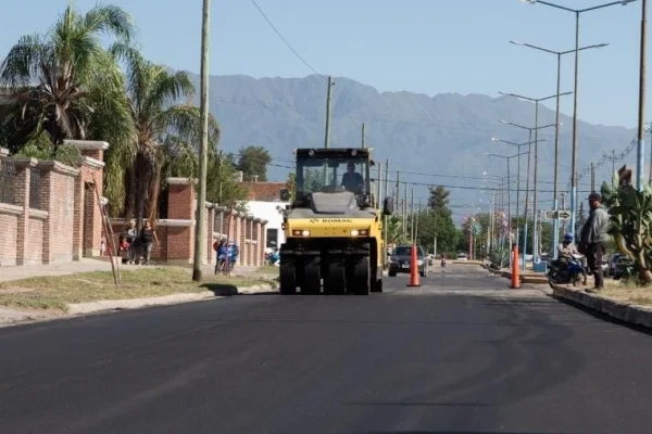 El Municipio avanza con las obras de repavimentación en la zona sur