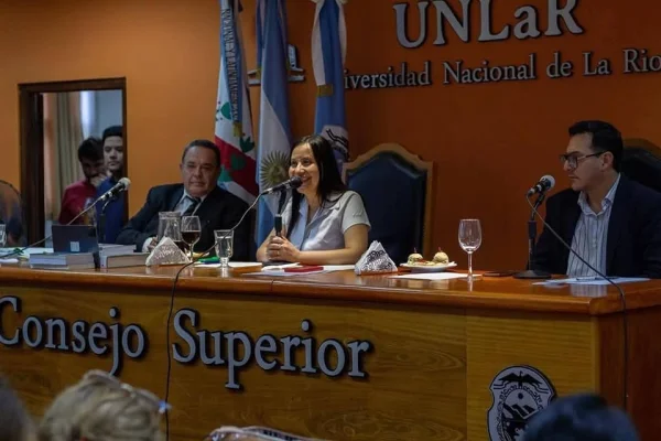 UNLaR: Albarez Gómez pone la lupa sobre la obra social