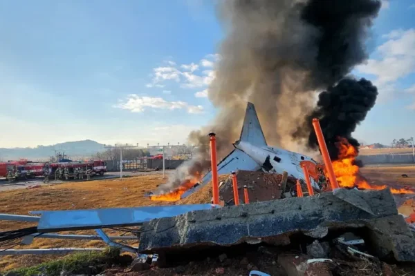 Se estrelló un avión en Corea del Sur: hay al menos 179 muertos