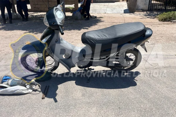 La Policia secuestró una motocicleta y herramientas