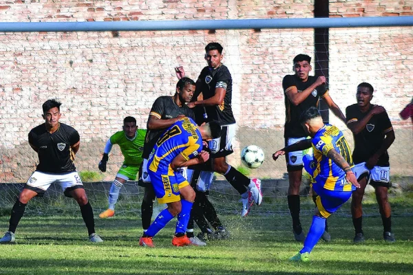 La Final del Torneo de la Liga se jugaría miércoles o jueves