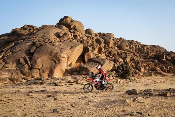 Benjamin Pascual continúa acumulando kilómetros en Dakar Future