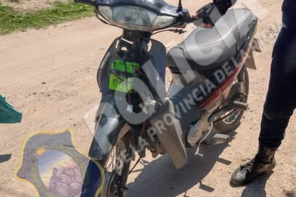 La Policía secuestró una motocicleta que había sido sustraída y abandonada