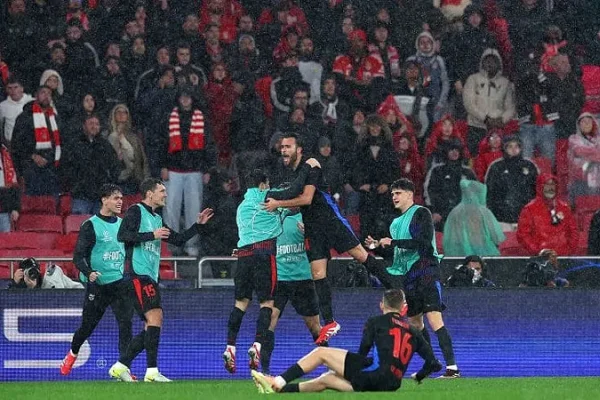 Barcelona se lo dio vuelta al Benfica en un partidazo y se clasificó a octavos de la Champions