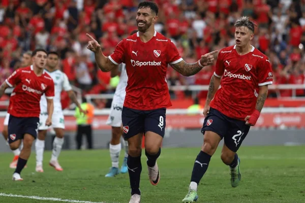 Independiente venció 2-1 a Sarmiento de Junín en la primer fecha del campeonato