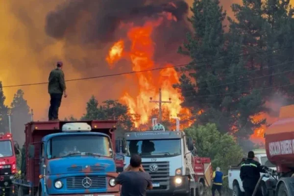 Buenas noticias para El Bolsón: cuatro de los seis focos de incendio ya están en fase de enfriamiento