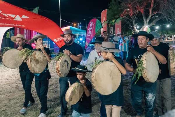 Peña de la Chaya congregó a centenares de chayeros