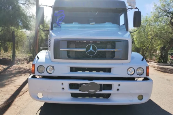 Camionero manejaba en estado de ebriedad y fue detenido por la Policía