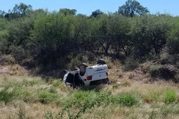 Falleció un hombre en un vuelco en la Ruta 79