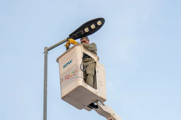 Municipio intervino con más de 400 luminarias en zona norte y oeste de la ciudad