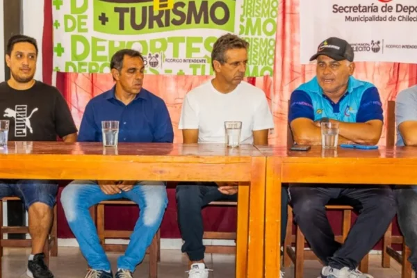 Presentaron la escuela de técnicos de fútbol en Chilecito