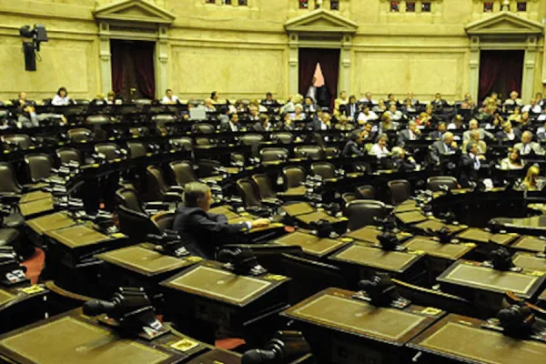 Los gobernadores del PJ no irán al Congreso y casi no habrá presencia de la oposición en el discurso de Milei