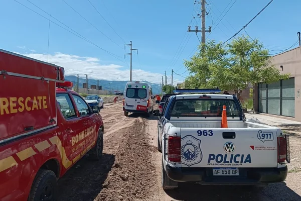 Una mampara de vidrio se desprendió en un baño e hirió a un menor de edad