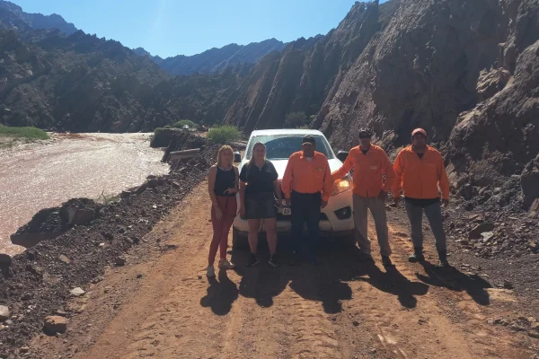 Vialidad Provincial mejora el paso en la Cuesta de La Troya