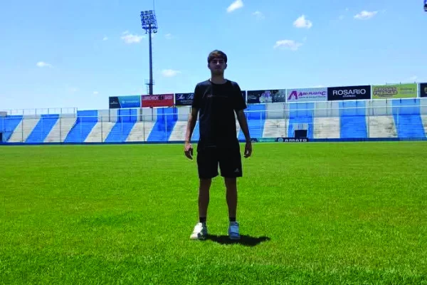 Benjamín Cayo se sumó a Racing de Córdoba