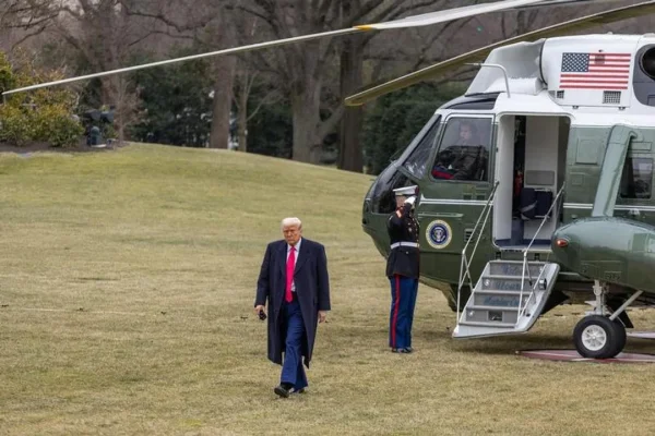 Trump hablará con Putin el martes sobre alto el fuego entre Rusia y Ucrania