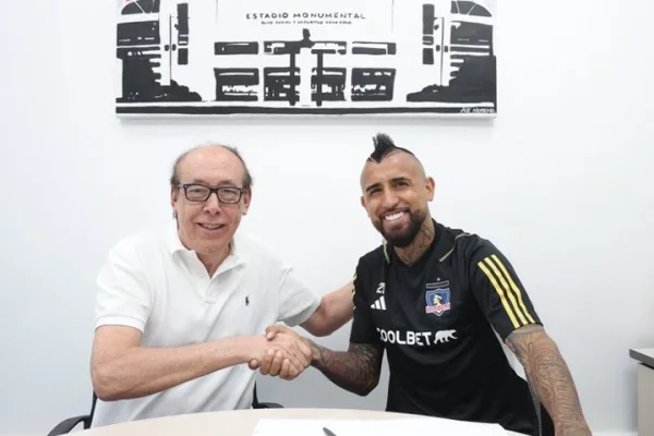 Racing se enfrentará a Colo Colo en la Copa Libertadores: Habrá reencuentro con Arturo Vidal