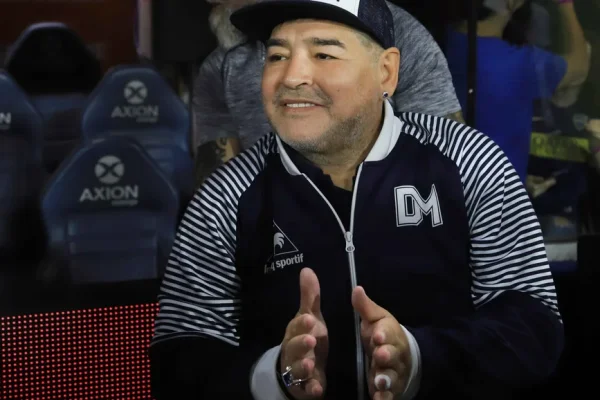 Jueves clave: declaran dos de los médicos que asistieron a Maradona el día de su muerte