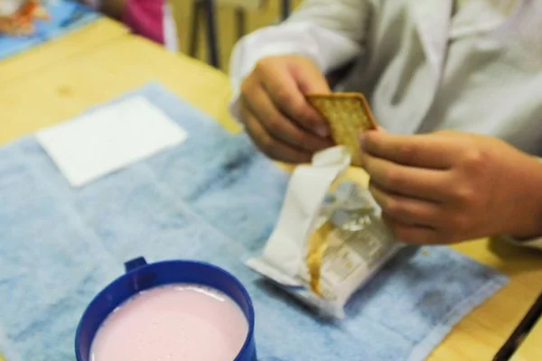 El gobierno provincial incrementa la inversión en alimentacion escolar para garantizar el futuro de los estudiantes