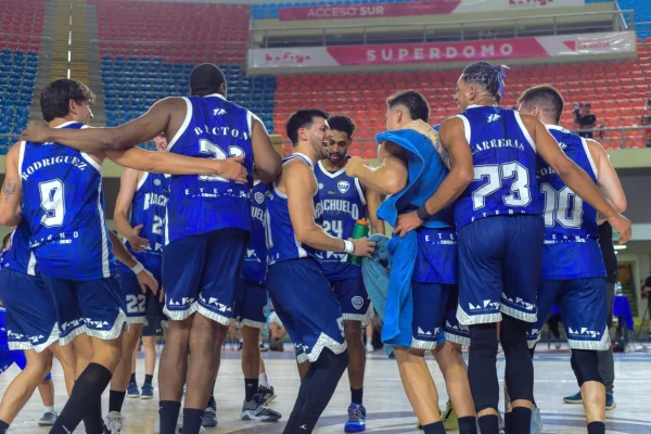 Riachuelo ganó en casa y se afianza como el líder de la Liga Nacional