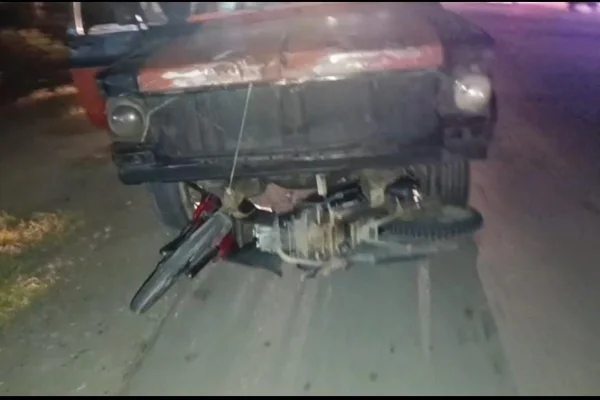 Policía en grave estado tras ser atropellado por una camioneta