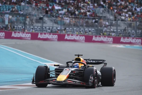 Verstappen logró la pole y largará primero en el Gran Premio de Miami