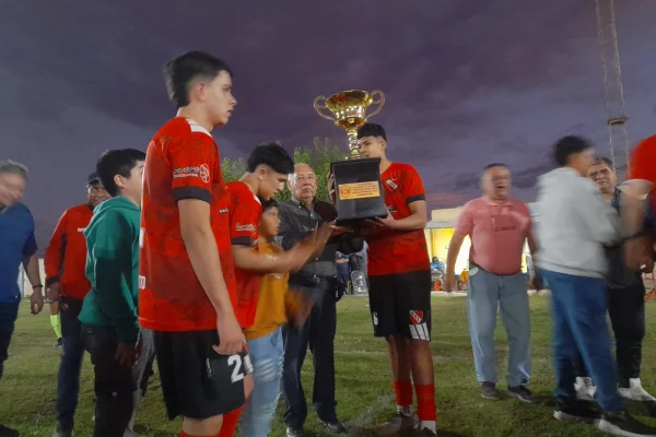 Independiente campeón del Provincial Sub-16