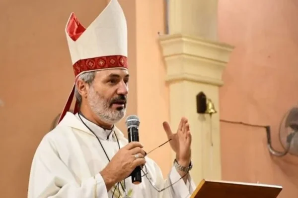 La Iglesia rechazó la baja de la edad de imputabilidad: “Poner en situación de encierro a un chico no soluciona el problema de raíz”
