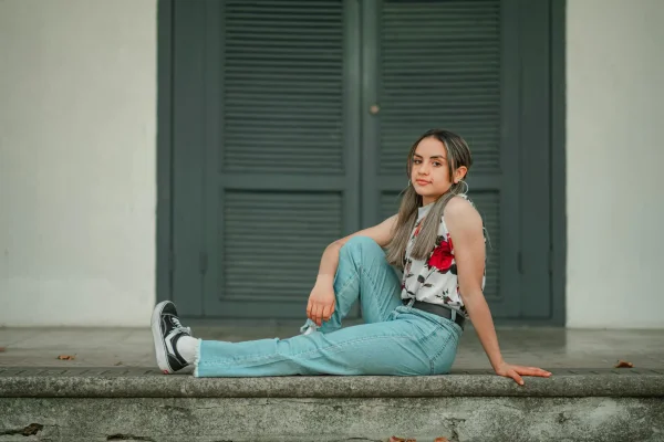 Moda femenina en Perú: descubre las últimas tendencias en blusas para mujer y jeans mujer