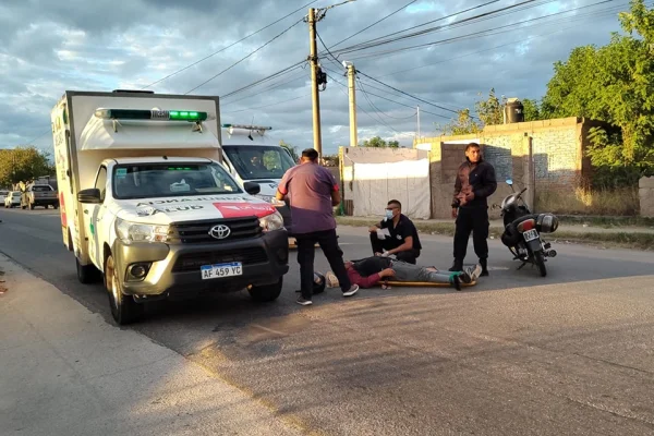 Motociclista sufrió heridas graves tras ser impactado por un auto