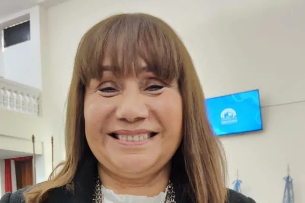 Ada Maza: “Queremos que los estudiantes comprendan cómo esta Constitución puede transformar sus vidas”