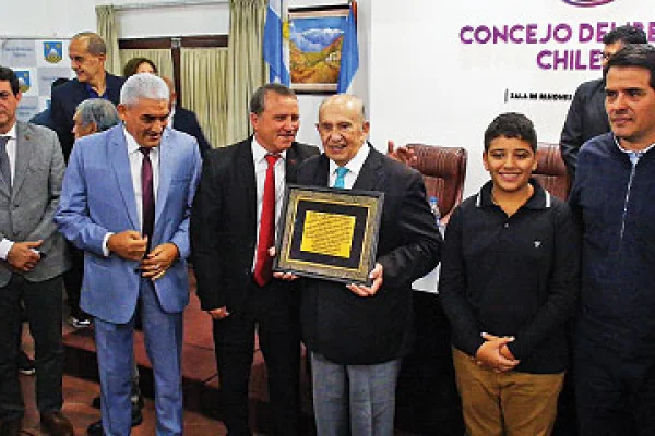Declaran “Ciudadano Ilustre” al Dr. Nicolás Lázaro Fonzalida