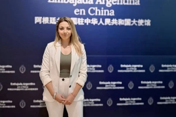 Mariana Urbano: “Pasamos de esperar invitaciones a construir vínculos estratégicos que posicionen a La Rioja en el escenario global”