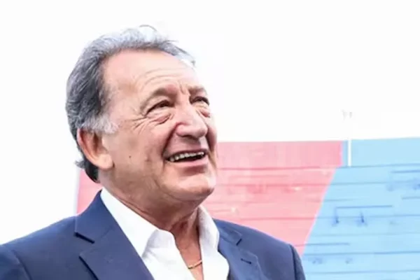 Julio Lopardo quedó a cargo en San Lorenzo y exigió la renuncia de Marcelo Moretti