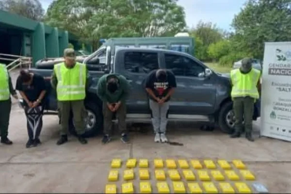 Jóvenes riojanos detenidos con 31 kilos de cocaína