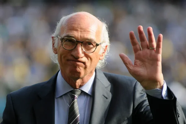 Carlos Bianchi decidió que haría si lo llama Riquelme para ser DT de Boca