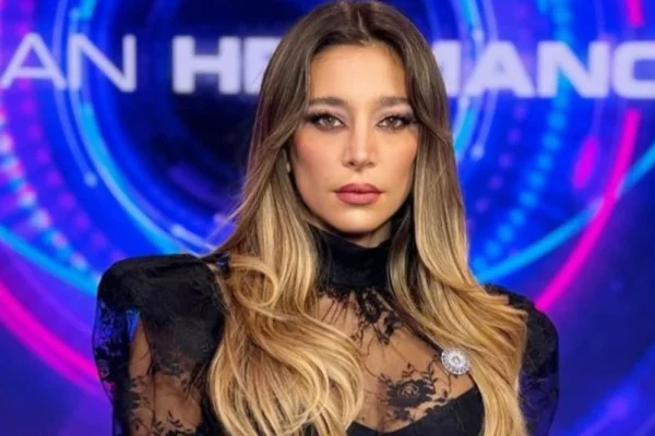 Mamá full time: Sol Pérez hizo sentadillas con su bebé a upa