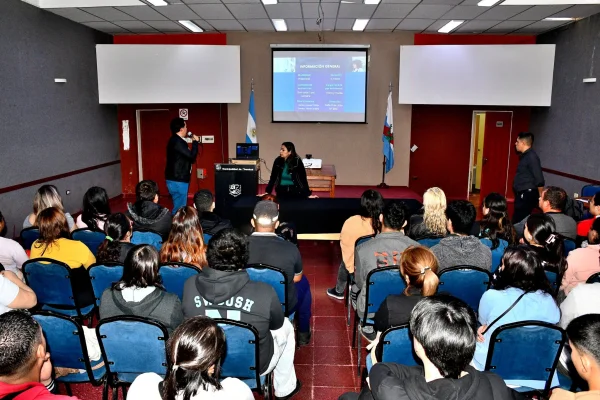 Inició el Taller de Orientación Laboral para jóvenes