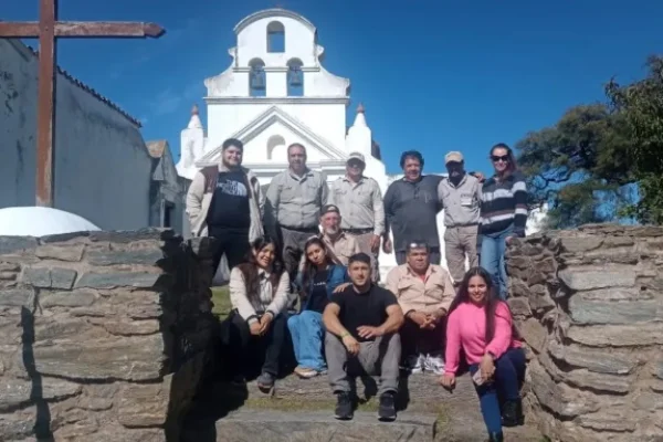 Guías riojanos exploraron la Estancia Jesuítica La Candelaria