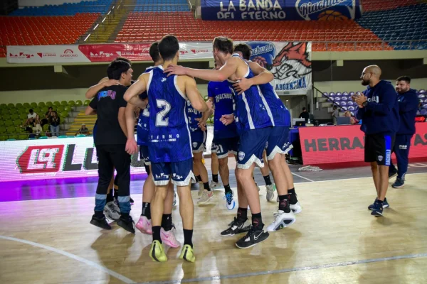 Los pibes “Eternos” ganaron y siguen cerca del Final Four