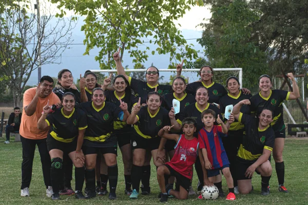 Infantería volvió al reinado en el fútbol femenino