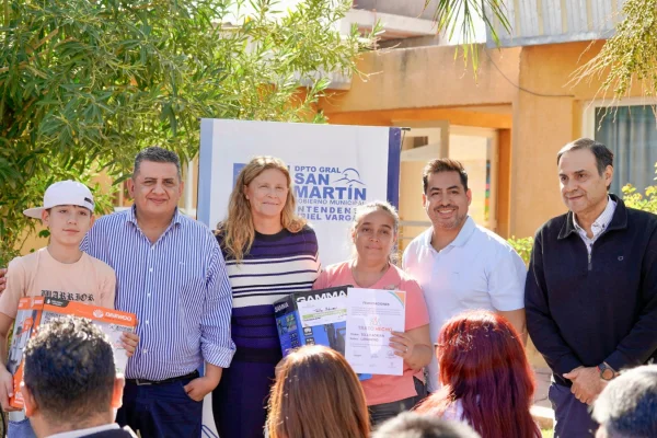 La Provincia respalda a emprendedores y familias de Sanagasta y General San Martín